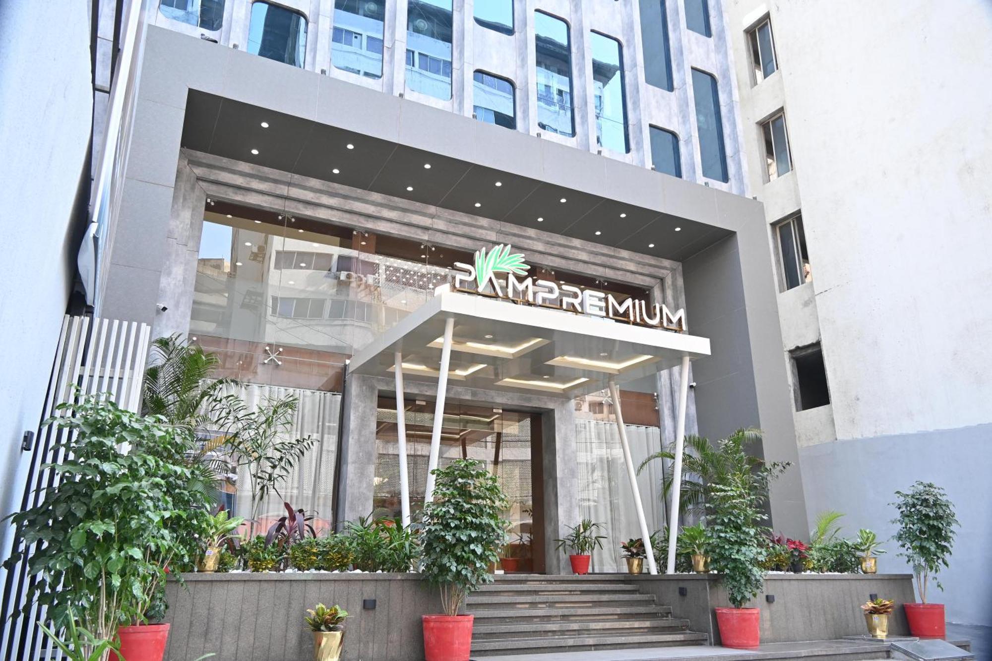 Pam Premium Hotel 巴罗达 外观 照片