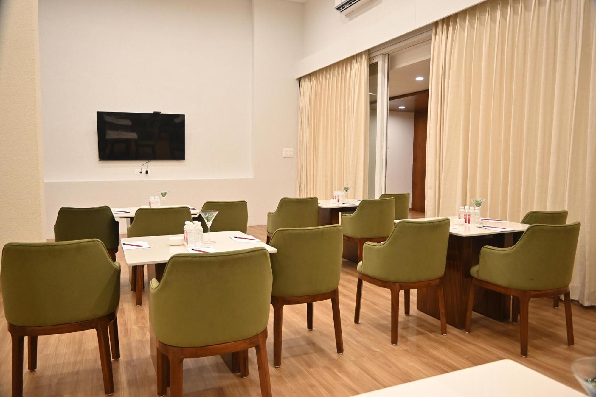Pam Premium Hotel 巴罗达 外观 照片