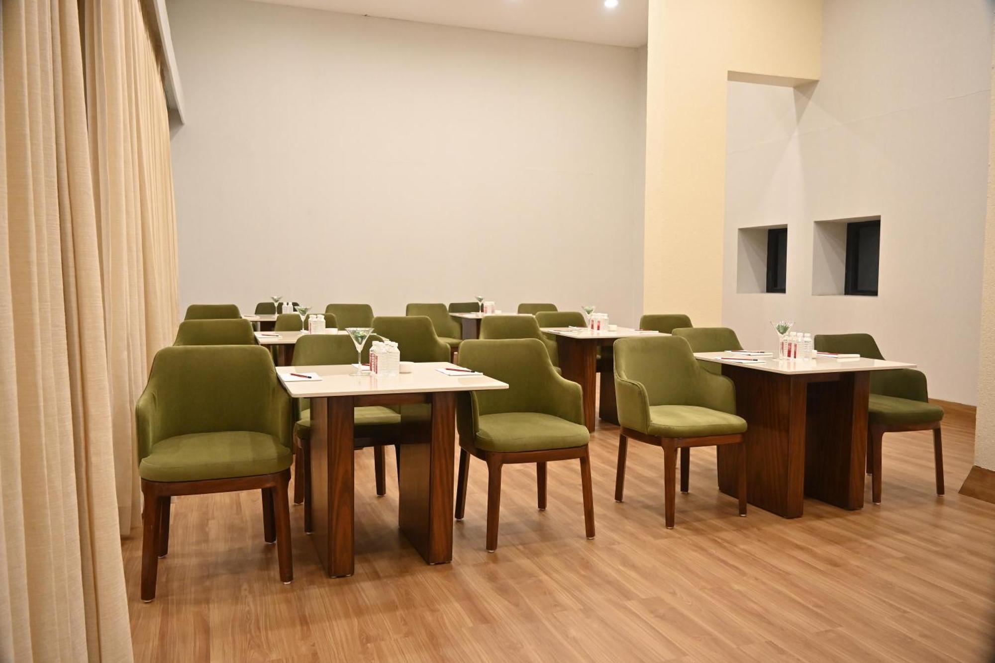 Pam Premium Hotel 巴罗达 外观 照片